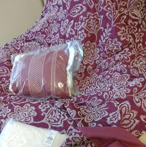 Comforter - Queen size